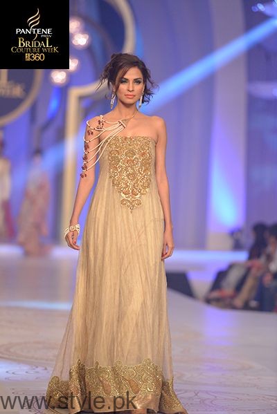 Pakistani-Golden-Party-wear-Dresses-12.jpg