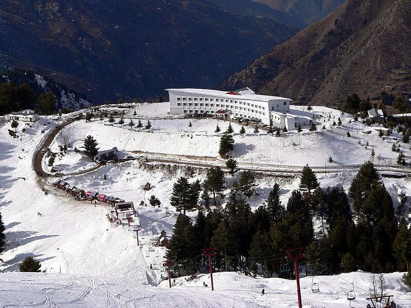 800px-Malam_Jabba_Ski_Resort.jpg