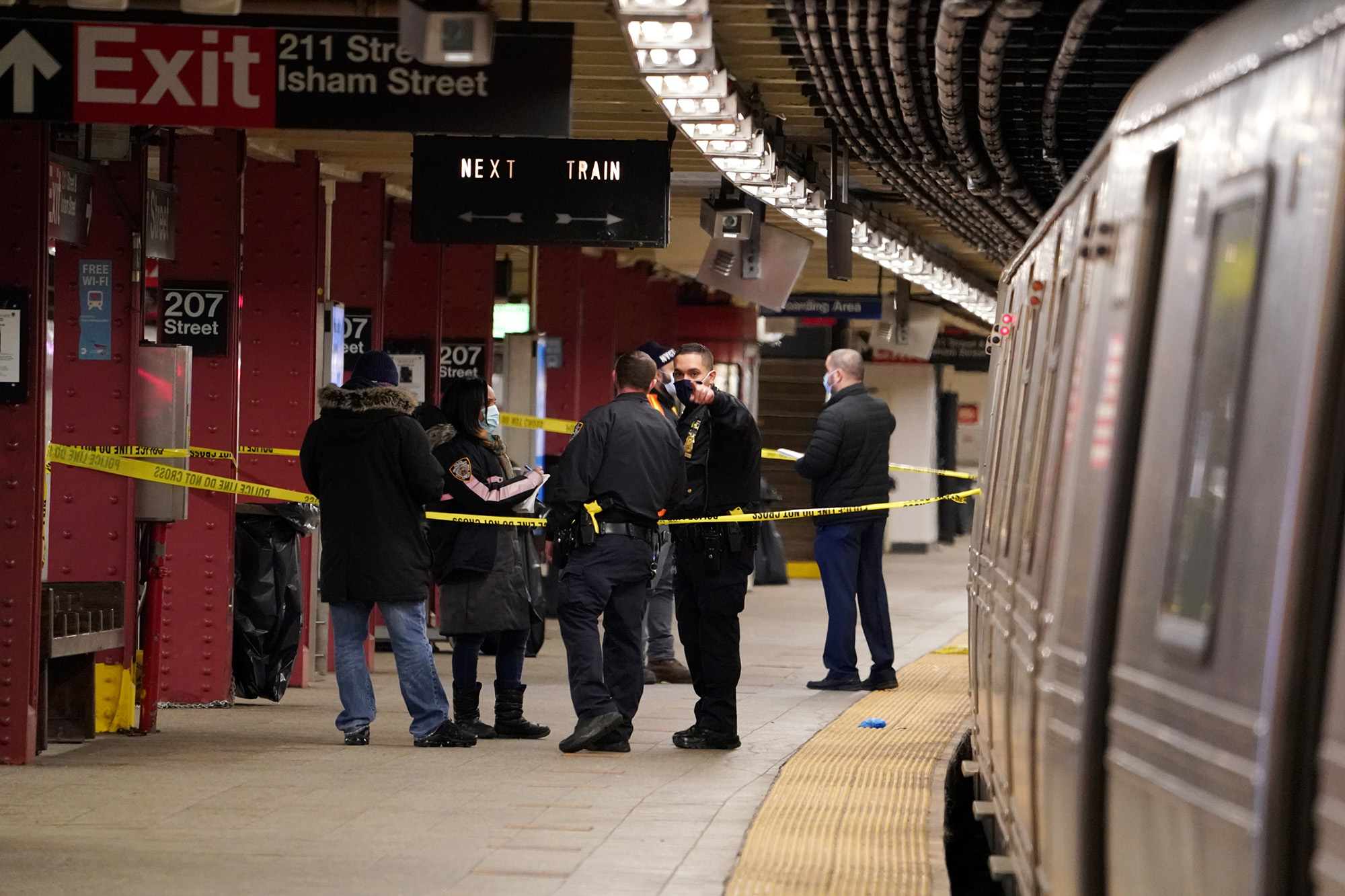 subway-stabbing-death-021321.jpg