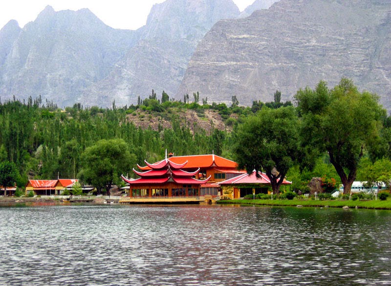 shangrila-resorts.jpg