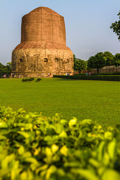 400px-Dhamek_Stupa%2C_Sarnath.jpg