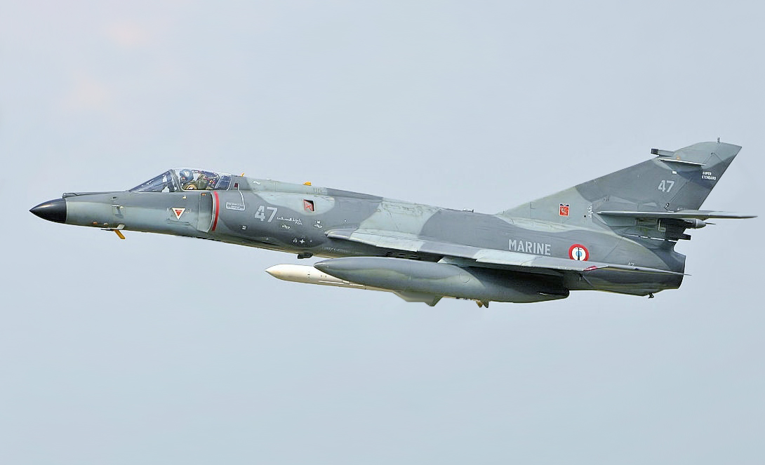 Super_Etendard_-_RIAT_2005_%28modifiled%29.jpg