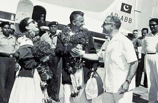 ava-gardner-stewart-granger-lahore-dawn-nfp.jpg