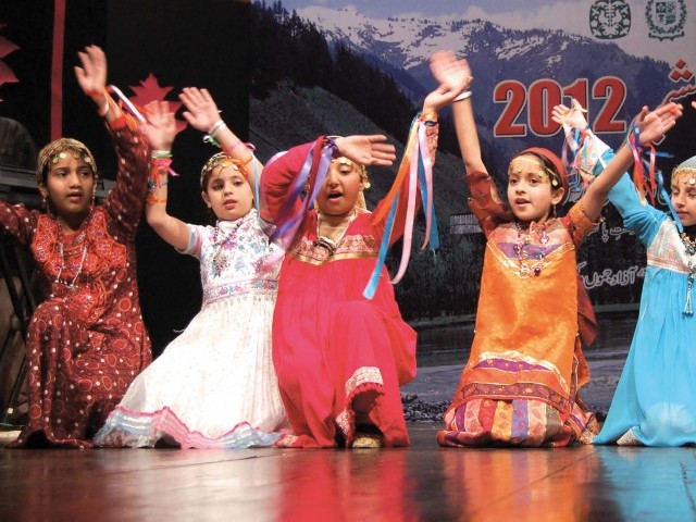 331540-KashmirdayPHOTOSMUHAMMADJAVAID-1328292908-895-640x480.jpg