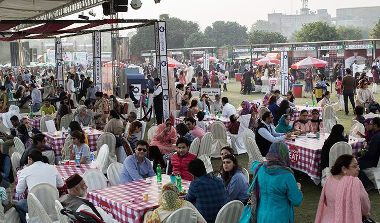 lahore-eat-and-lahore-food-bazaar.jpg