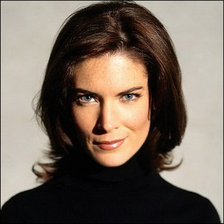 lara_flynn_boyle.jpg