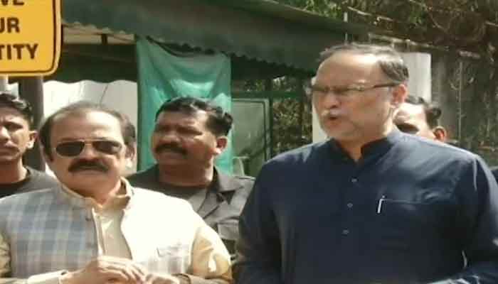 810252_6127669_Ahsan-Iqbal_updates.jpg