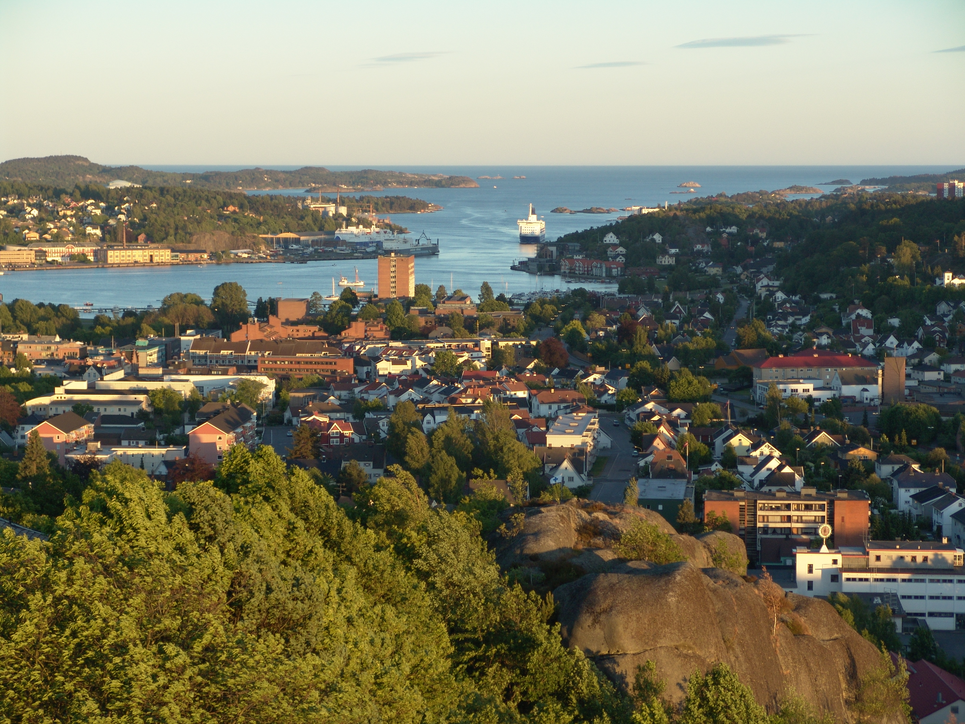 Sandefjord_from_Mokollen.jpg