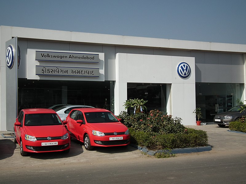 800px-AHMEDABAD_VOLKSWAGEN_yohaan.jpg