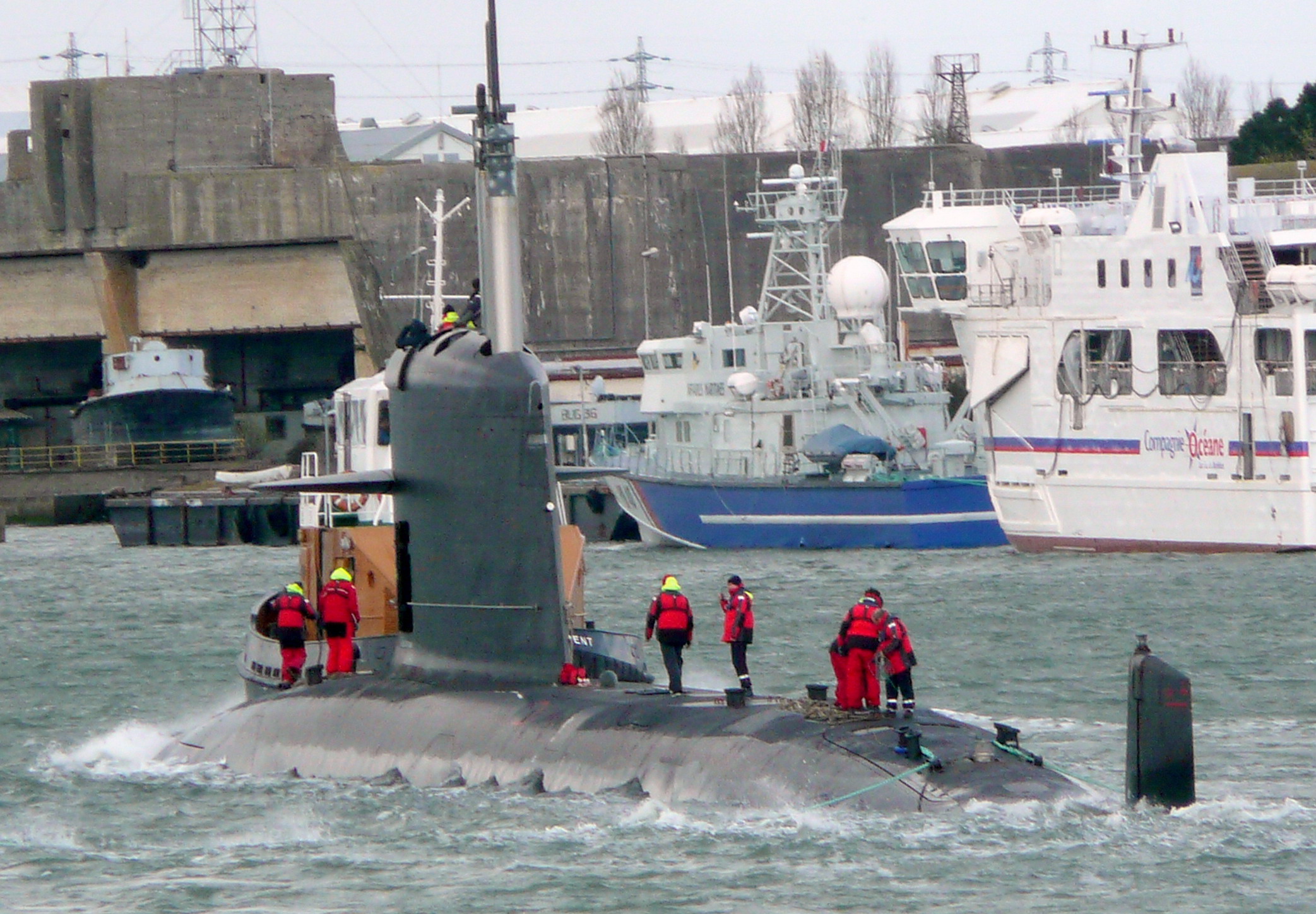 Scorpene_malaisien_vue_de_trois_quart_arriere_2.jpg