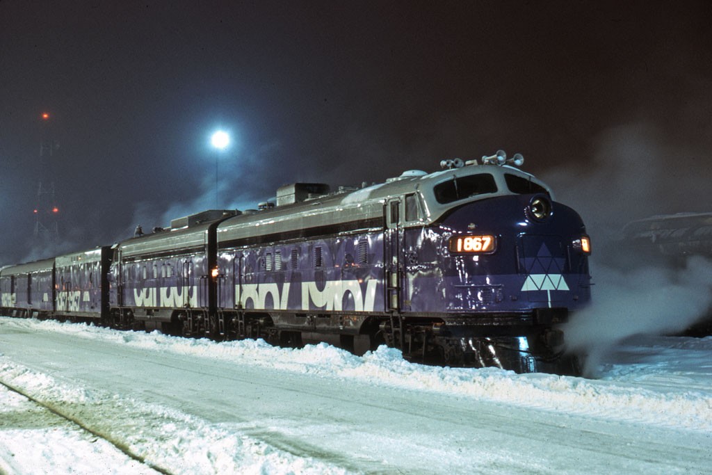 jim_brown_photograph_confederation_train_1967_pic1.jpg