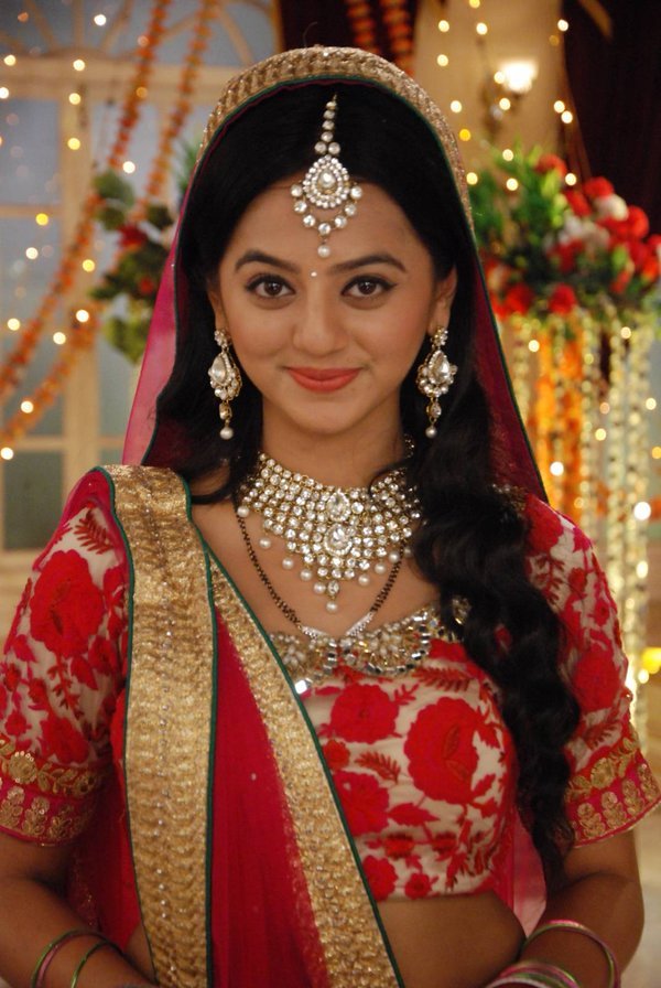 Helly-Shah-3.jpg