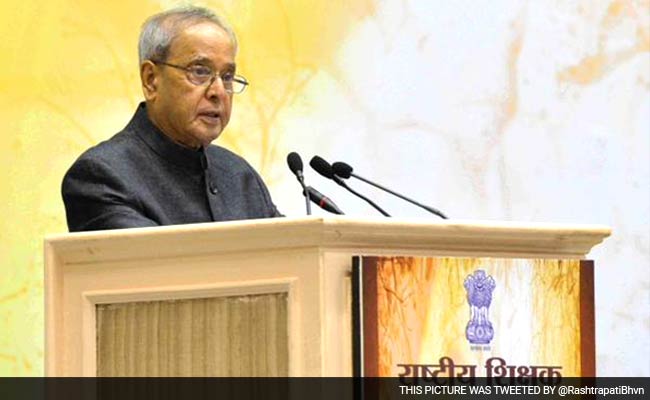 pranab-mukherjee-teachers-day_650x400_61441453308.jpg