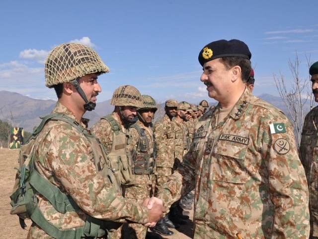 643662-GeneralRaheelSharifISPR-1386690082-615-640x480.jpg