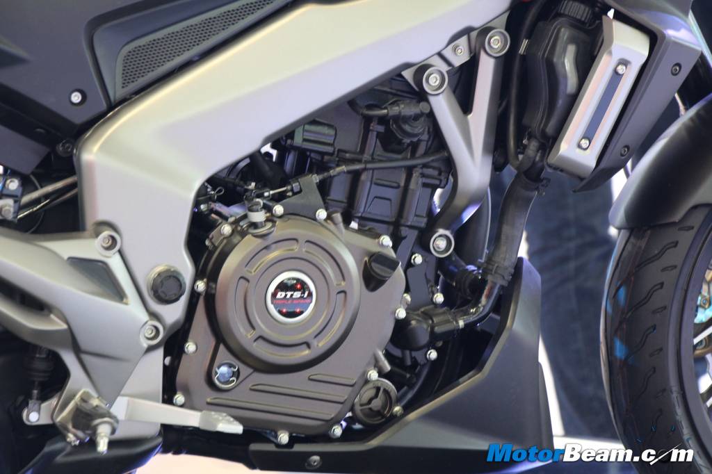 Bajaj-Pulsar-CS400-Engine.jpg