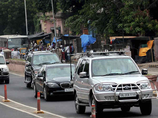 28-narendra-modi-convoy.jpg