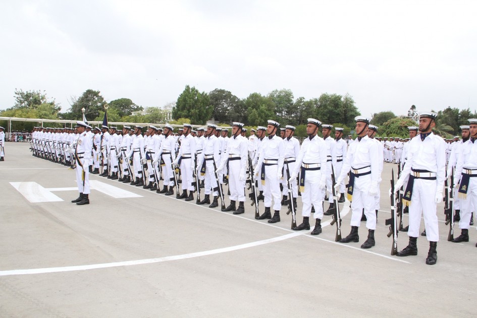 Navy-parade-e1441551050524.jpg