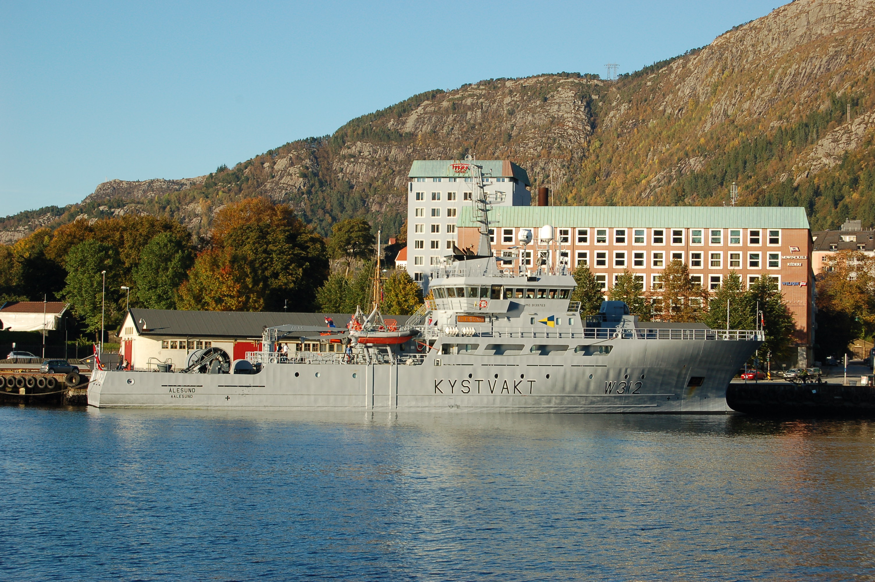 NoCGV_%C3%85lesund_in_Bergen.jpg