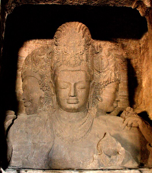 527px-Elephanta_Caves_Trimurti.jpg