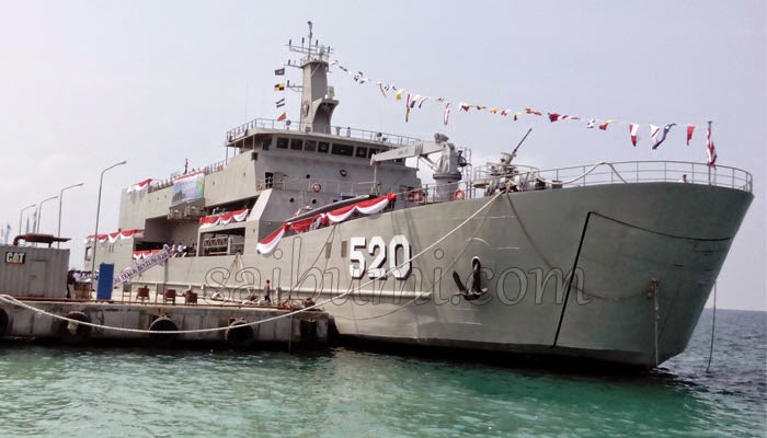 KRI-Teluk-Bintuni-520-Baru.jpg