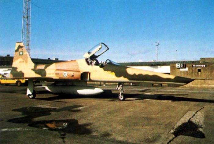 rf-5e_2.jpg