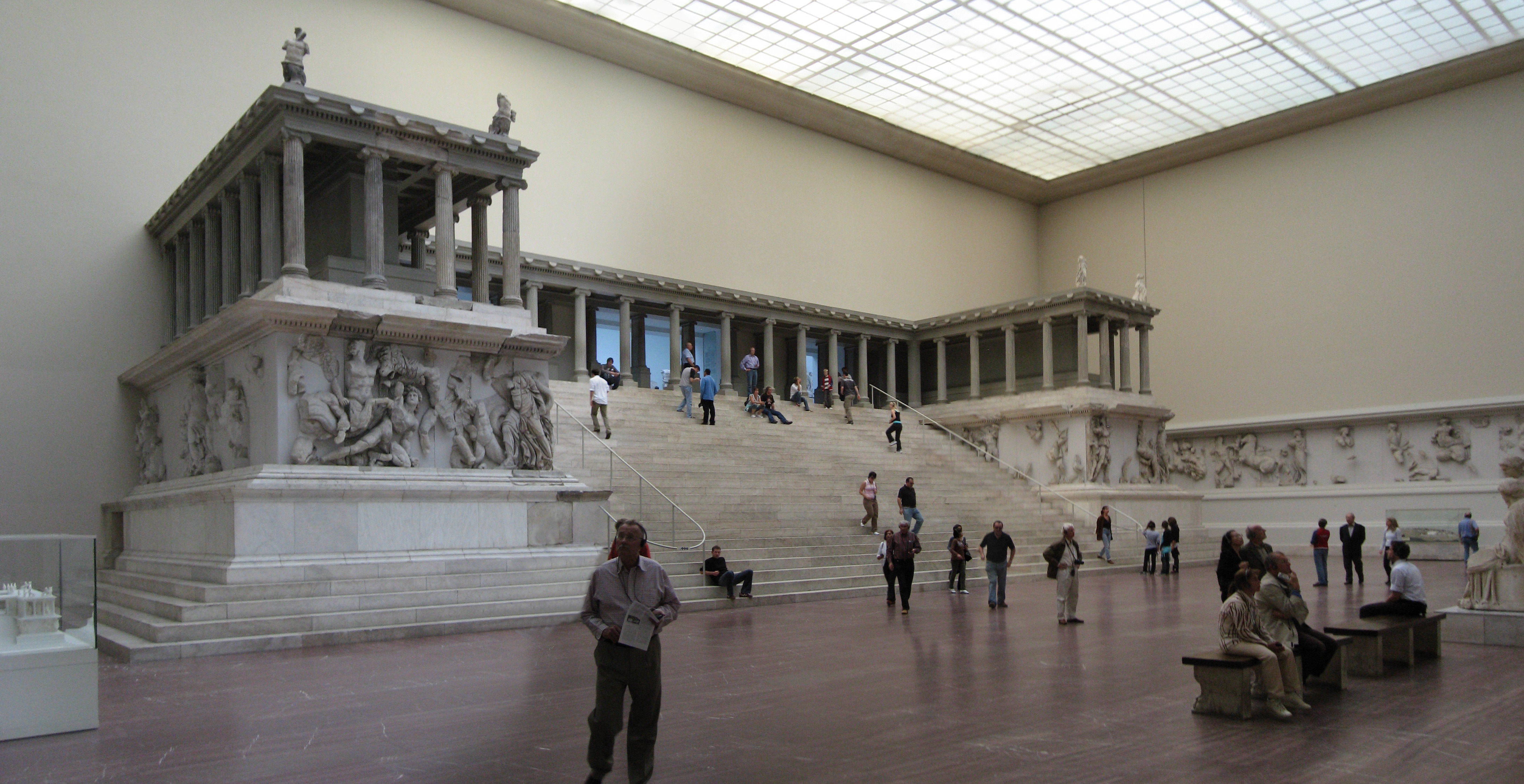 pergamonmuseum-berlin-pergamon-museum.jpg