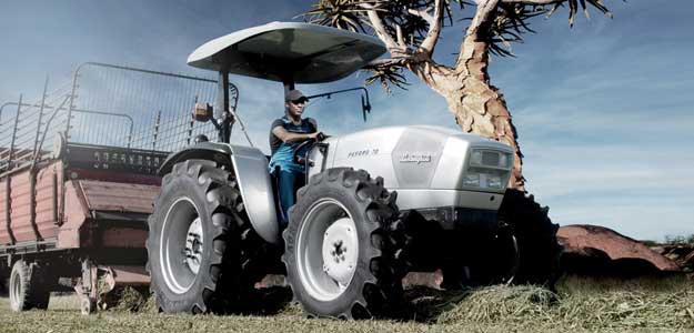 lamborghini-tractor_625x300_61385968608.jpg