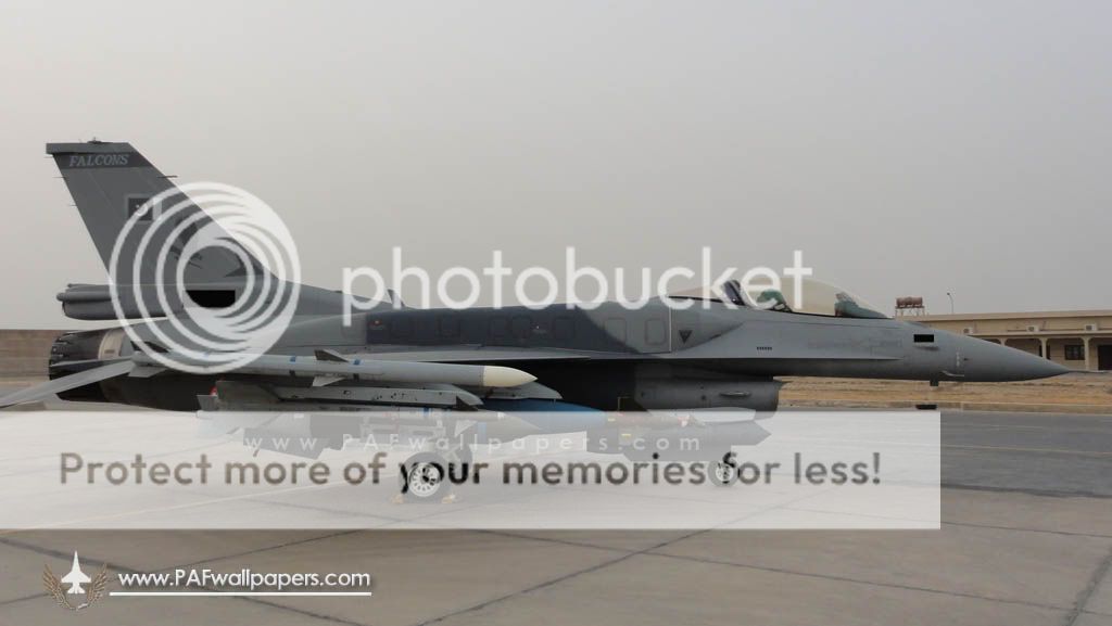 F-16_bk52_c_amraam.jpg