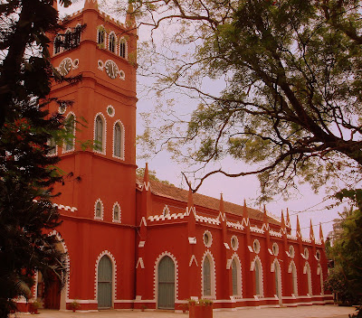 St+Andrew%27s+Church,+Cubbon+Road,+Bangalore.JPG