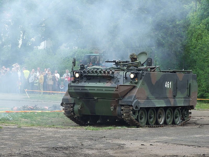 800px-M113_kaunas.JPG