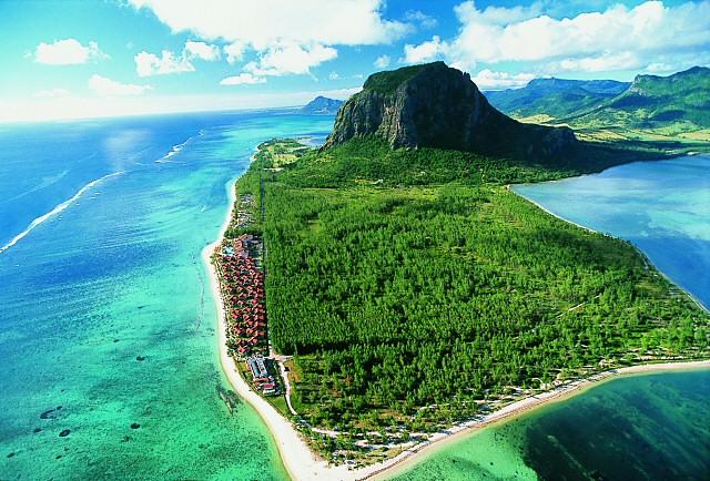 Mauritius_Island_south_west_.jpg