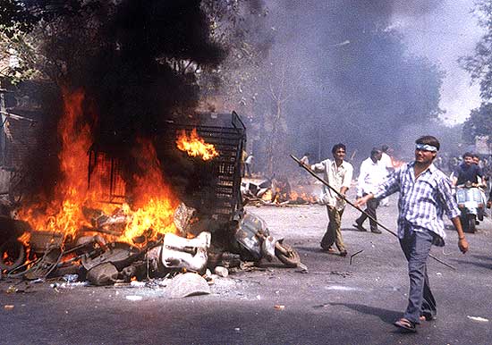 Gujarat+Riots3.jpg