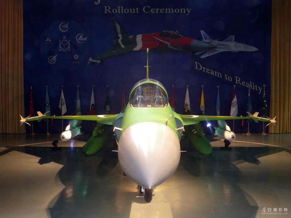 155841_186854887_JF-17_Thunder_Fighter_Aircraft.jpg