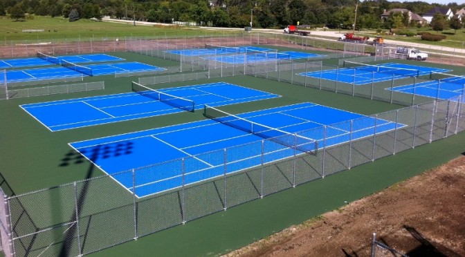 Acrylic-Tennis-Court-Surfaces-by-SportMaster-672x372.jpg