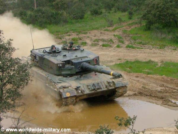 leopard2a4spanje1.JPG