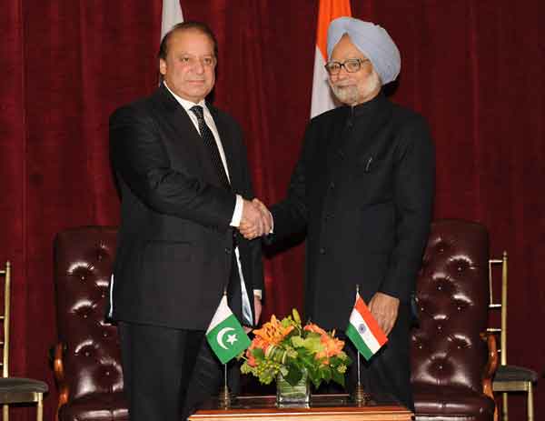 Manmohan_Singh_Nawaz_Sharif.jpg