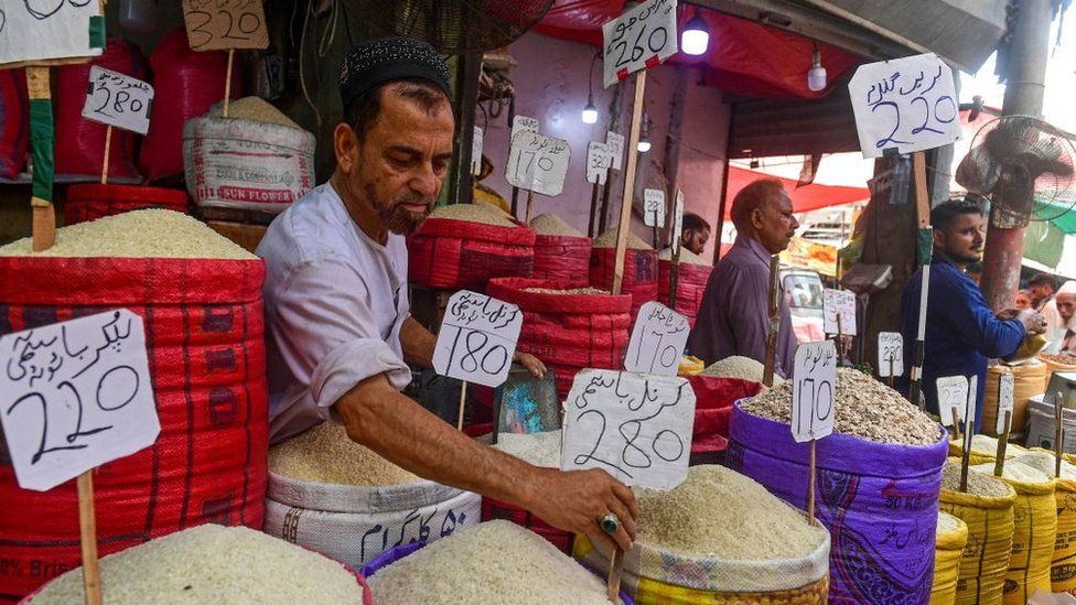 Shopkeepers at a wholesale market in Karachi, Pakistan.