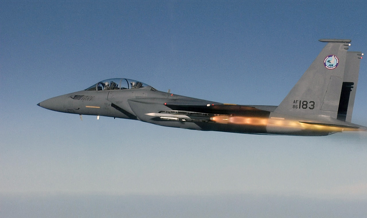 F-15SE-firing-AMRAAM.jpg