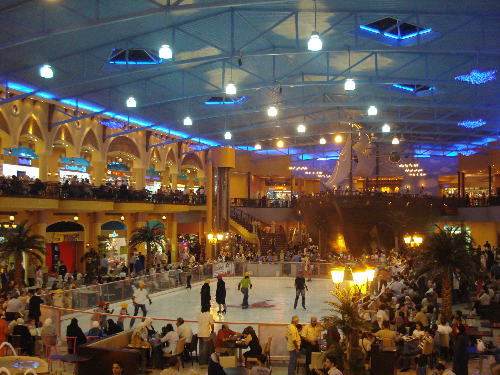 Damascus_Ski_Land_Mall.JPG