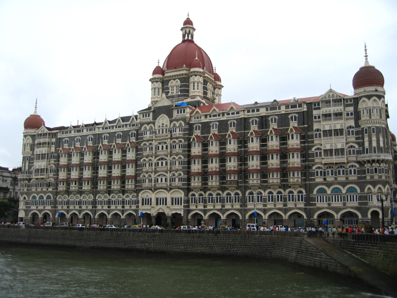 TajMahalPalaceMumbai1_gobeirne-wikimedia.jpg