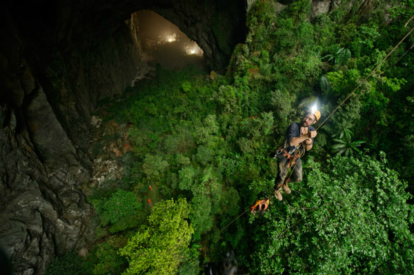 04-jungle-inside-cave-714-2462-6496-2094-1431506160.jpg