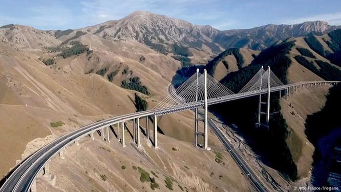 A Chinese-financed bridge project