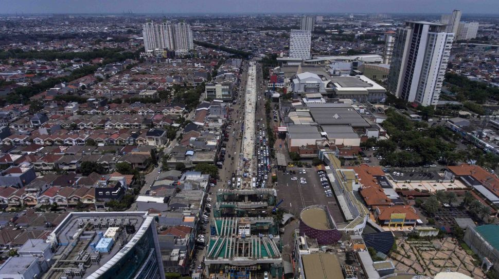 78100-pembangunan-lrt-kelapa-gading.jpg