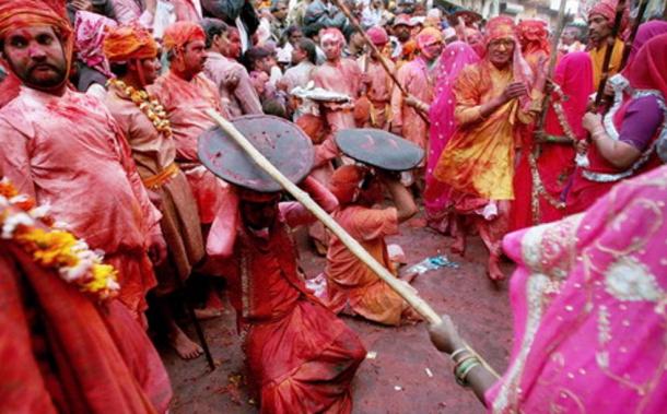 Braj-Lath-mar-Holi.jpg