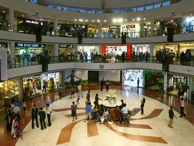 1863493-mall-1544420307-813-640x480.jpg