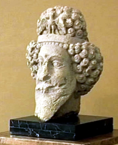 Recovered_the_Stolen_Parthian_Head_from_Hatra.jpg