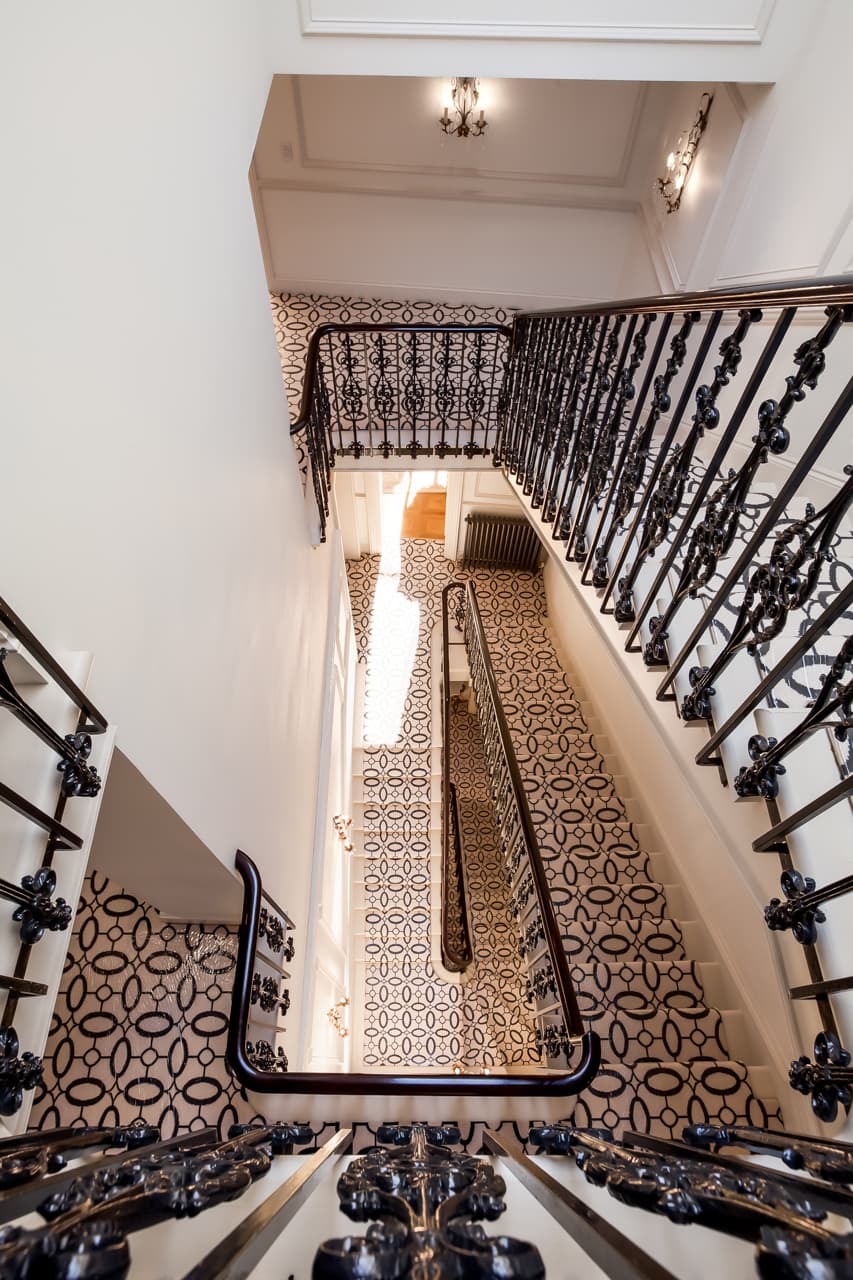 An interior view of 1 Hyde Park Place. Design and photography: Tessuto Interiors London