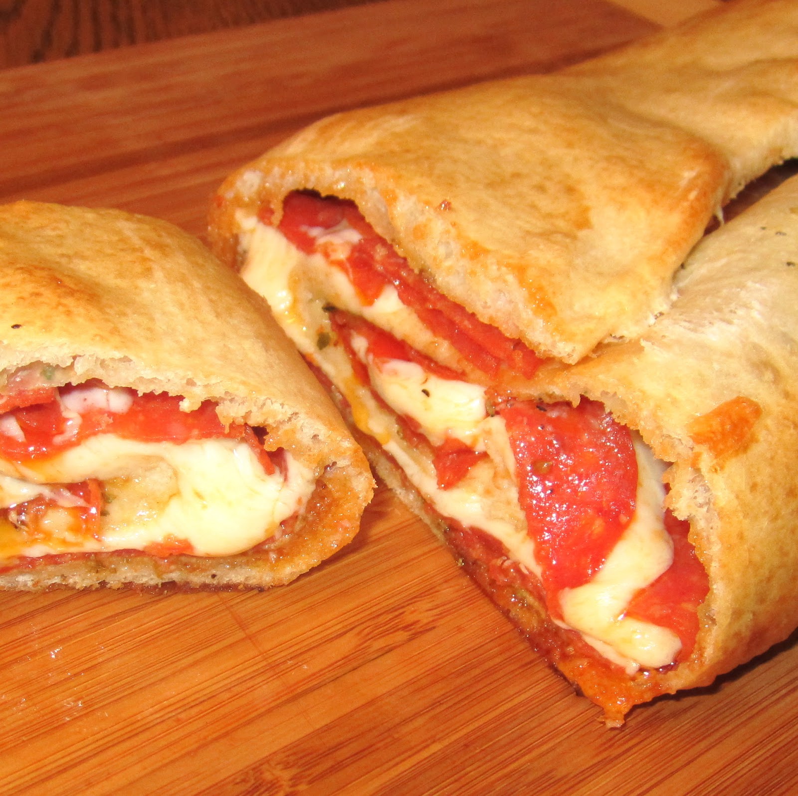 Pepperoni+Stromboli.JPG