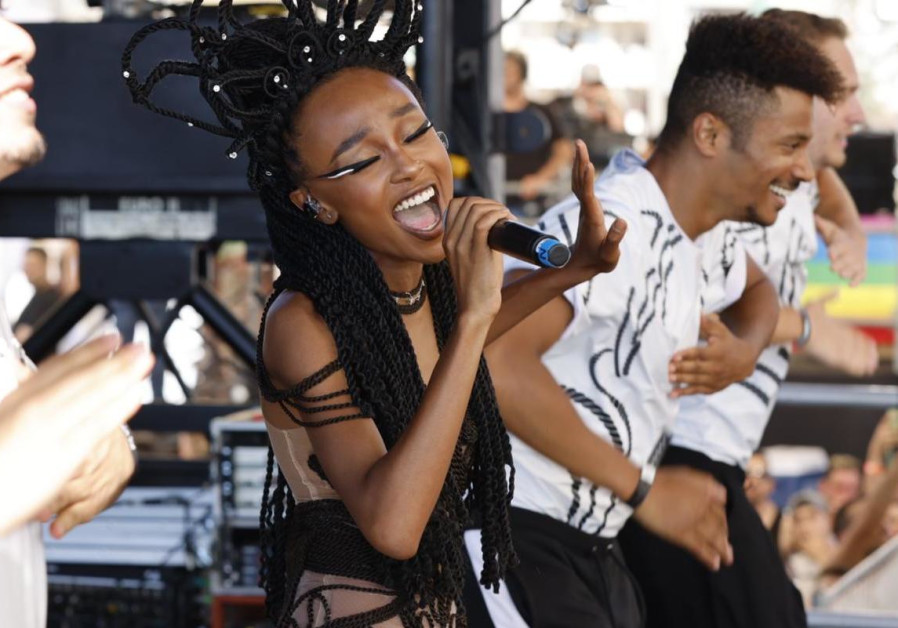 Eden Alene performs at Tel Aviv Pride 2021 (Credit: Guy Yechiely)