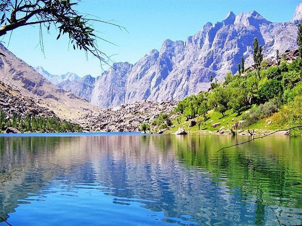 kachura-lake-skardu.jpg